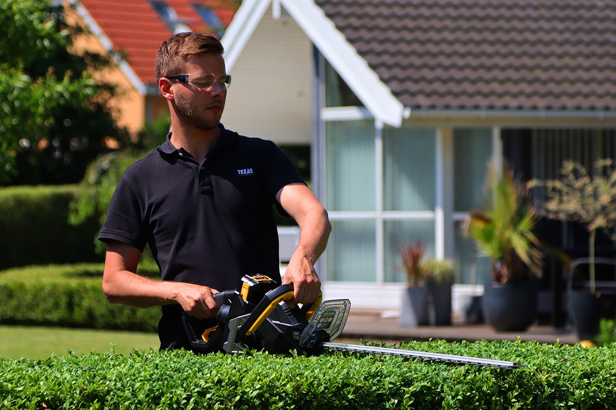 HTX4000 - Aparador de cerca viva alimentado por bateria (40 V)