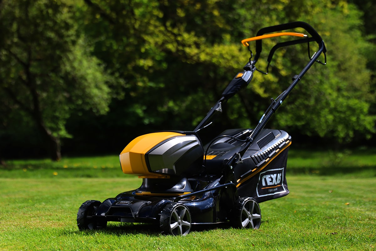 Razor 4220TR-Li - Cortacésped de batería